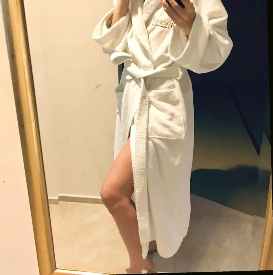 Amanda, 36