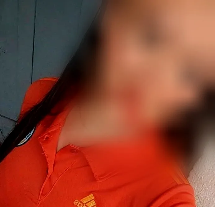 Emma, 24