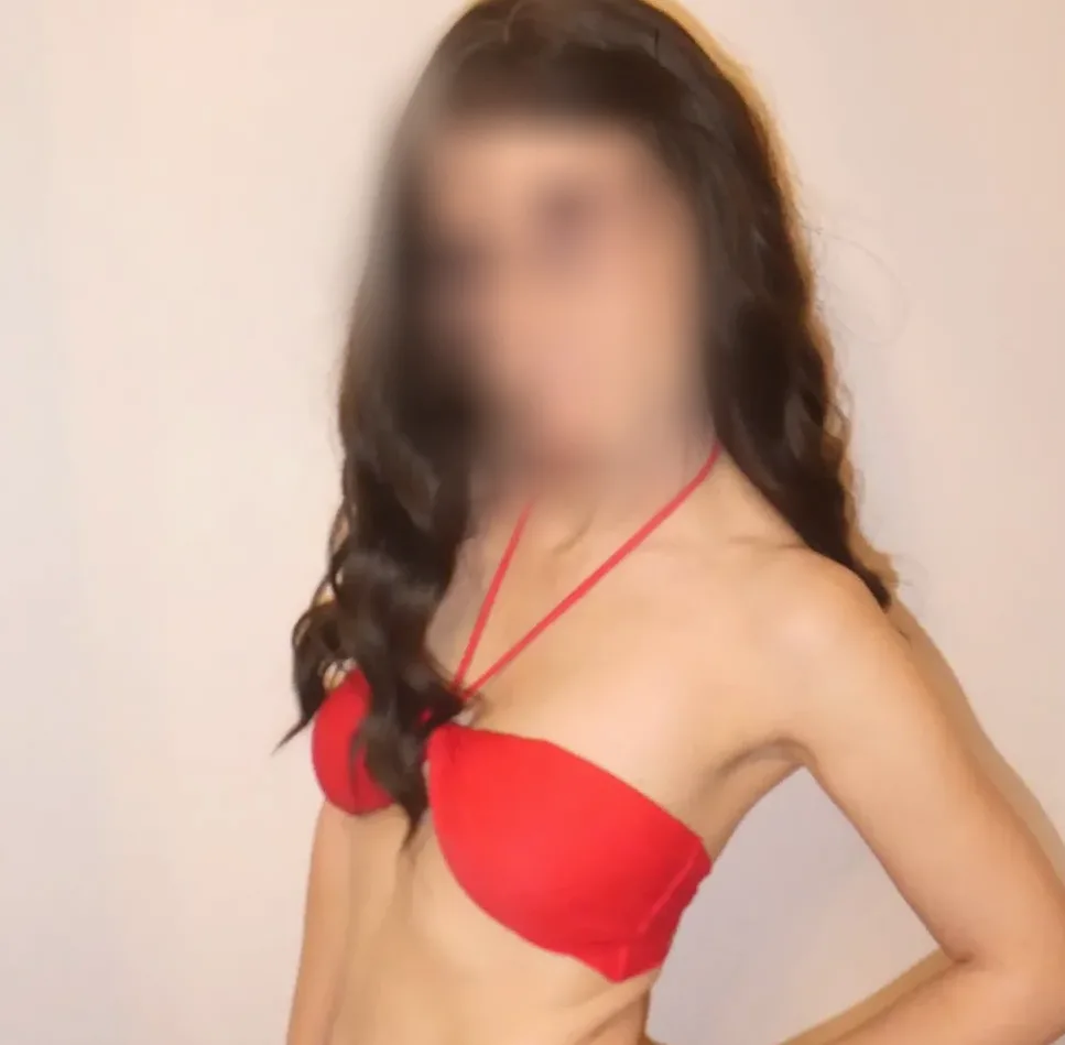 Fatima, 26