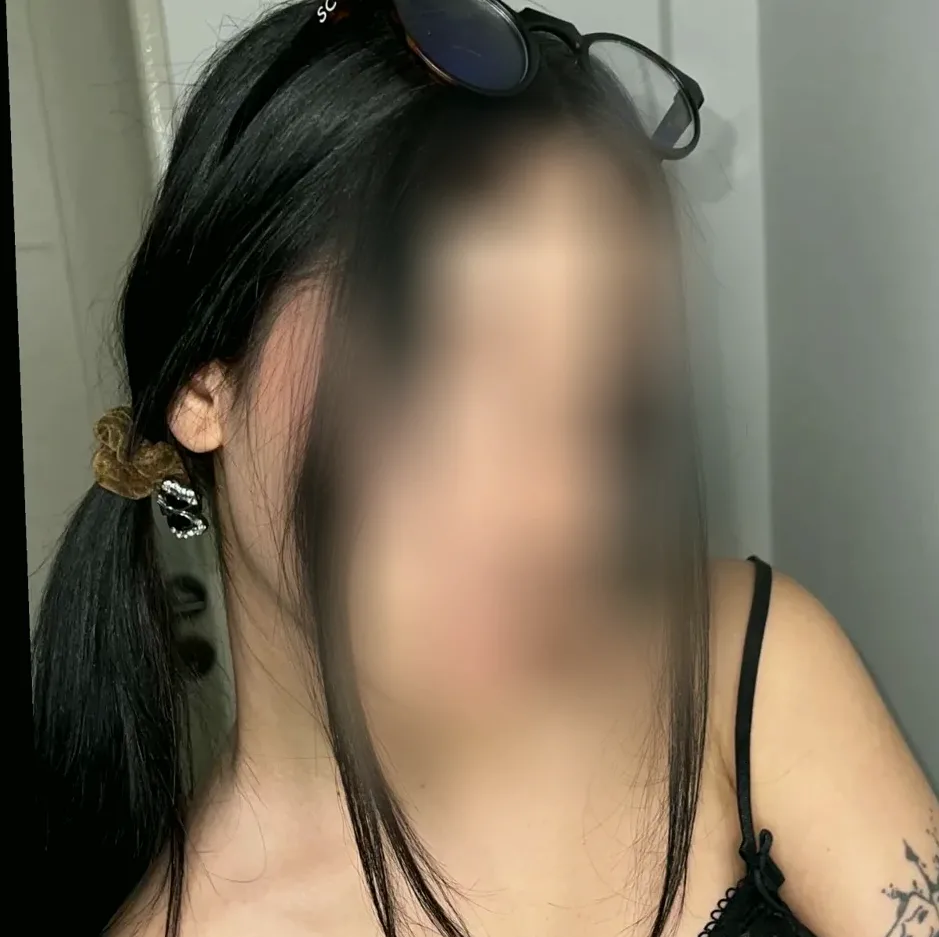 Linda, 22