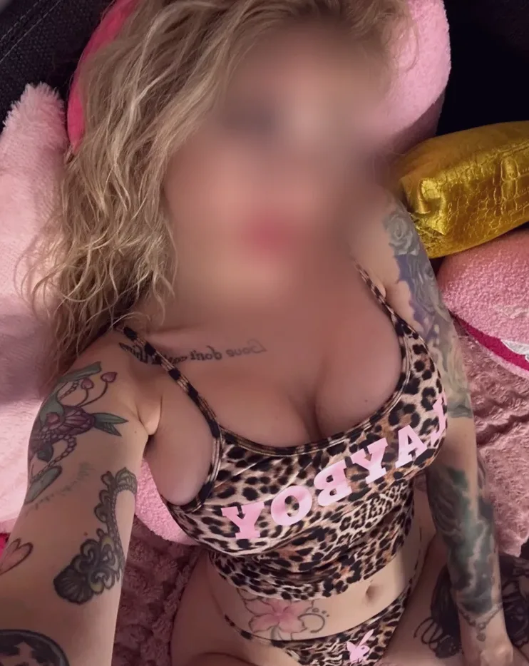 Therese, 33